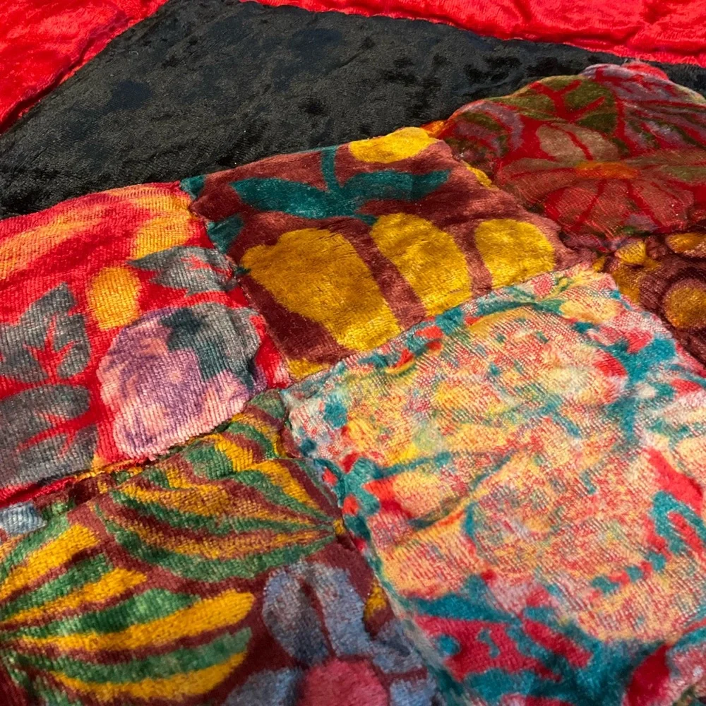 vtg HANDMADE Velvet Quilt Patchwork FLAWED Red Black